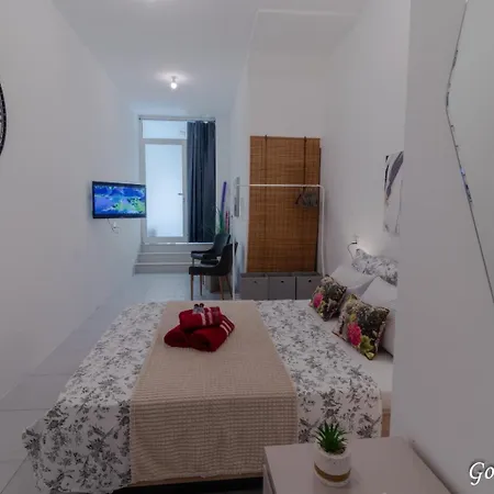 Apartment R1103 Ta Melina *